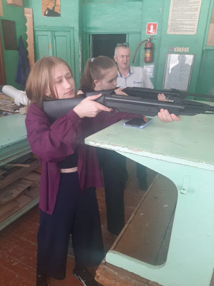Юный стрелок..